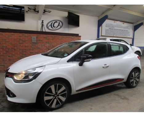 Make &amp; Model: Renault Clio Dyn S M-Nav NRGDate of Reg: PK15 XASColour: Whitecc: 899MoT: 30-03-2021Fuel Type: PETROLMileag