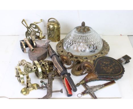 A box of mixed collectables to include brass door knocker, brass sconces, ceiling light, cribbage board, bellows ..etc. 