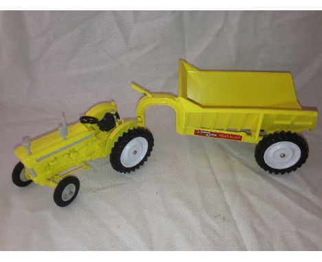 BRITAINS - FORD 5000 SUPER MAJOR & SHAWNEE POOLE DUMP TRAILER