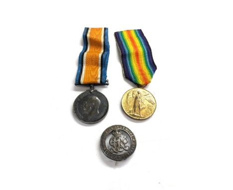 ww1 medal pair and wound badge to 27702 h.hayes hampshire r badge No 486195 