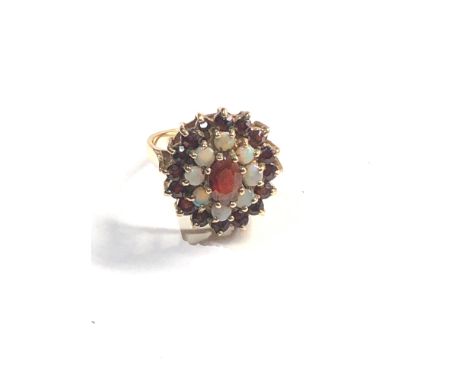 9ct Gold garnet &amp; opal cluster ring (as seen) 