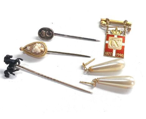 selection of misc jewellery items etc includes hat pins gold &amp; pearl earrings and 14ct gold georg jensen flag brooch weig