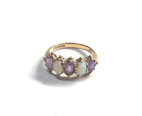 9ct Gold opal &amp; amethyst five stone ring 3.2g 