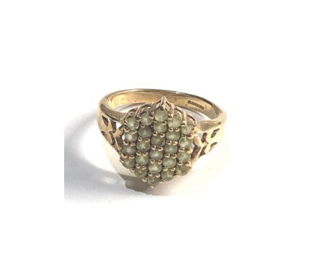 9ct peridot cluster ring 3.8g 