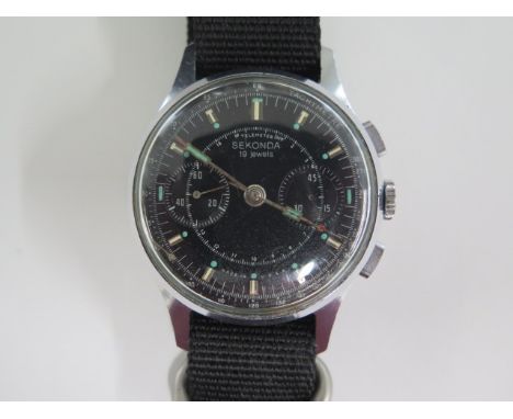 A Seconda 3017 Poljot chronograph USSR vintage watch - in working order - missing chrono - 45 sec subdial hand 