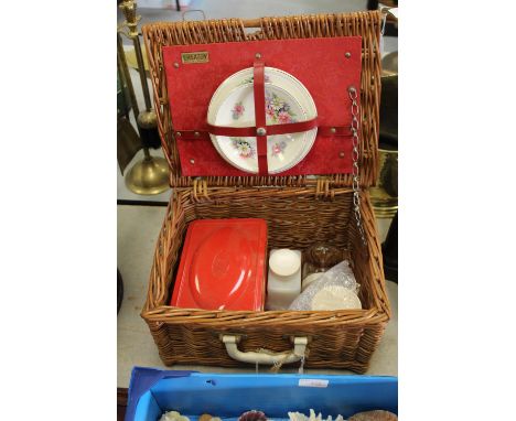Brexton picnic hamper