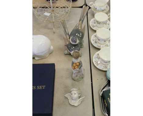 Three Lladro porcelain figures