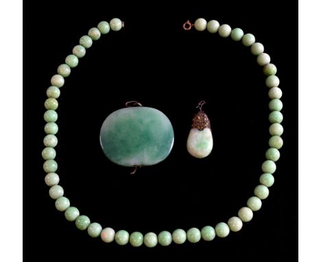 Early 20th C necklace of Jadeite jade beads to a gold bolt ring clasp, beads 8.5- 8.9 mm, necklace length 45 cm, weight 60 gr