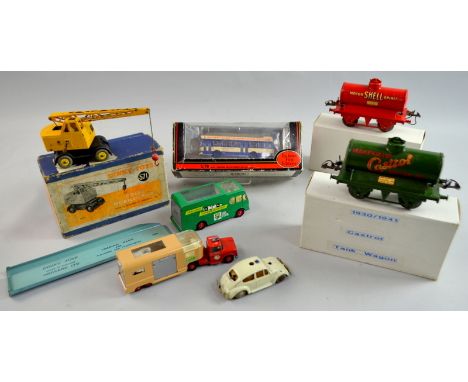 Dinky  toys No 571 Coles Mobile Crane a large collection of Dinky toy car all in reproduction boxes and collection of loose c