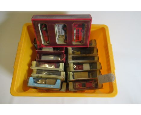 Twenty five Matchbox Models of Yesteryear including vans, buses and vintage cars, all items boxed, G (Est. plus 21% premium i