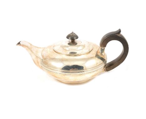 A silver teapot, Rebecca Emes & Edward Barnard I, London 1823, circular form, ebony handle and finial, 11cm, 15.2oz.SALEROOM 