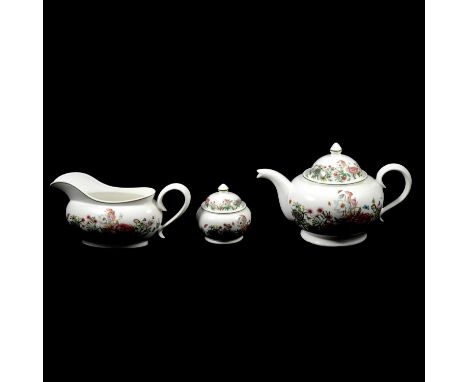 Large Portmeirion dinner and tea service, 'Summer Garland' pattern