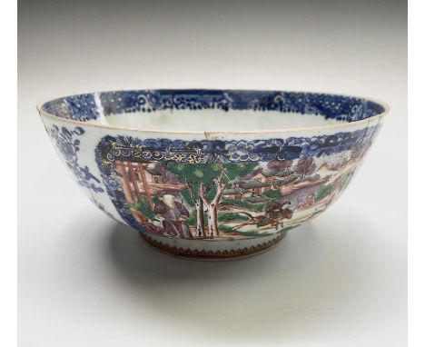 A Chinese Export famille verte bowl, 18th century, the panels decorated with hunting scenes and birds, height 11.5cm, diamete