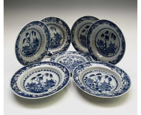 A set of six Chinese porcelain blue and white bowls, Qianlong Period, diameter 23cm and a matching octagonal plate, 22.5cm, e