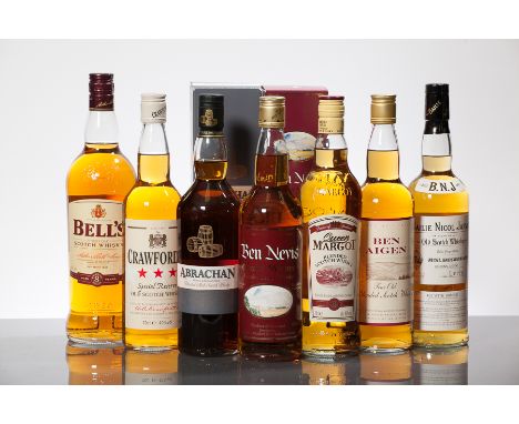 BELL'S 8 YEAR OLD
Blended Scotch Whisky. 1 L, 40% volume.
THE BAILIE NICOL JARVIE
Blended Scotch Whisky bottled by Nicol Ande