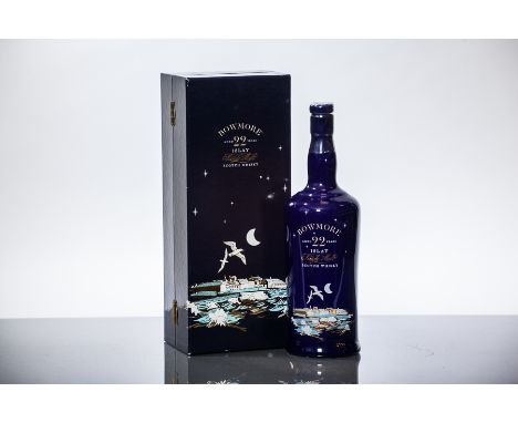 BOWMORE 22 YEAR OLD "THE GULLS"
Single Islay Malt Whisky, 70cl, 43% volume, in ceramic decanter and presentation box.
