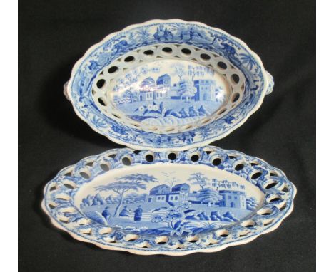 Early 19th century Spode blue and white transfer printed 'Caramanian' series chestnut basket on stand. Printed marks to the b