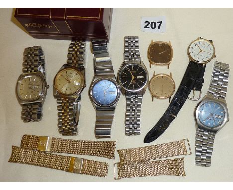 Mixed lot of vintage men's wrist watches, makers include Omega, Bulova, Seiko etc.