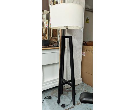 ATTRIBUTED TO HEATHFIELD &amp; CO TRIPOD FLOOR LAMP, with shade, 159cm H. 