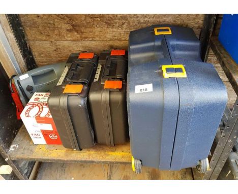2 Black &amp; Decker cordless drills, 18V circular saw, hammer drill &amp; other tools