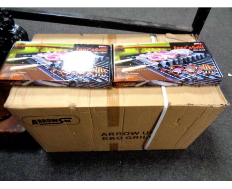A box containing 46 Arrow Sear'n'Grill grill grates, boxed as new.