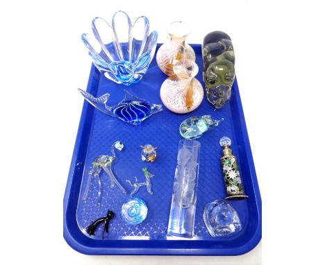 A tray containing assorted glassware including animal ornaments, Swedish Orrefors bowl, Caithness vases etc.