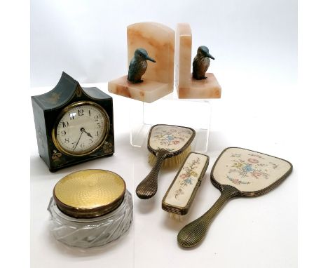 Chinoiserie decorated clock with a French movement (14cm high &amp; running - slight chips to case), dressing table set (a/f)