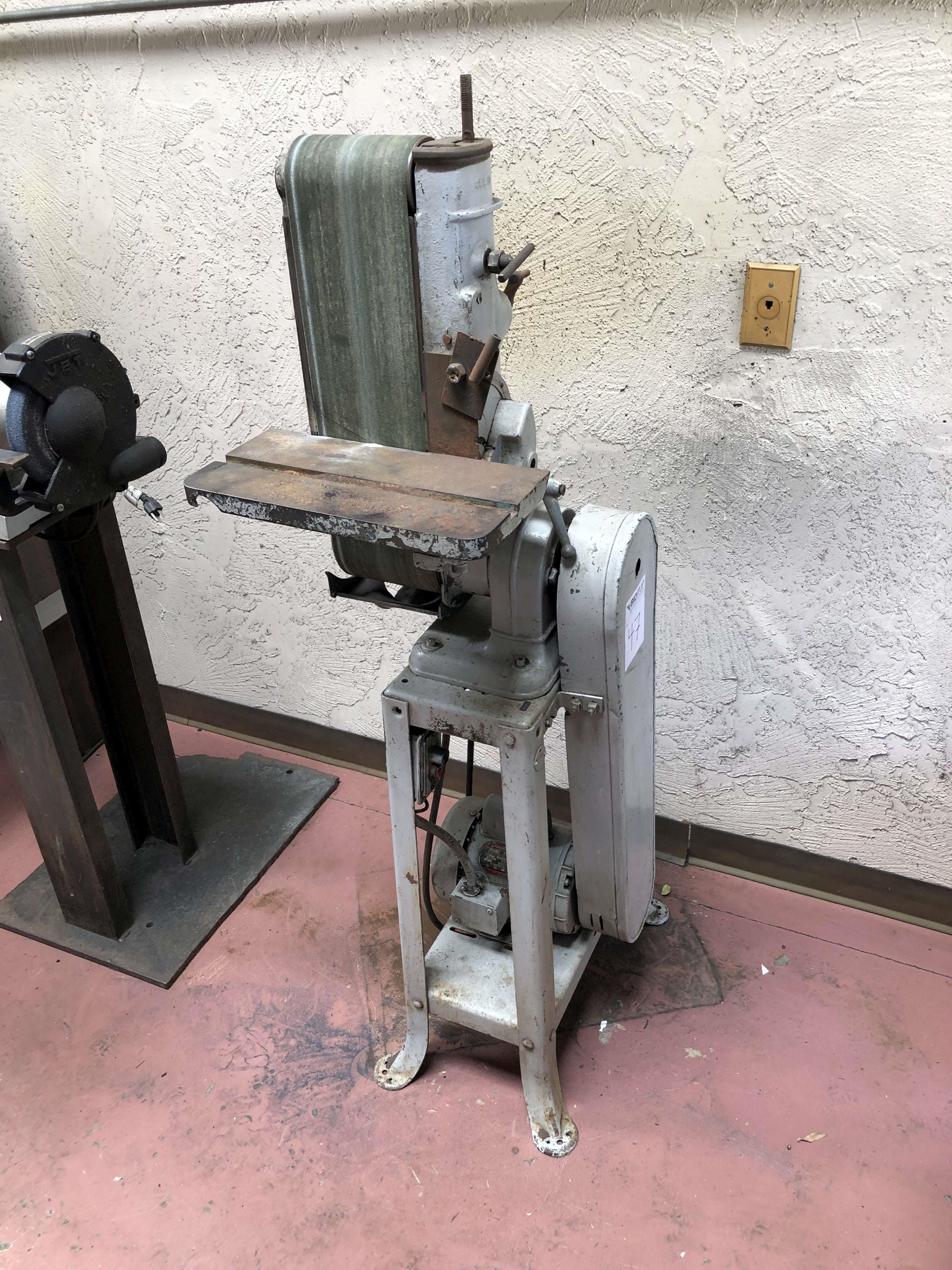 Rockwell/Delta 6" Vertical Belt Sander, 1/2 HP, S/N 1054707