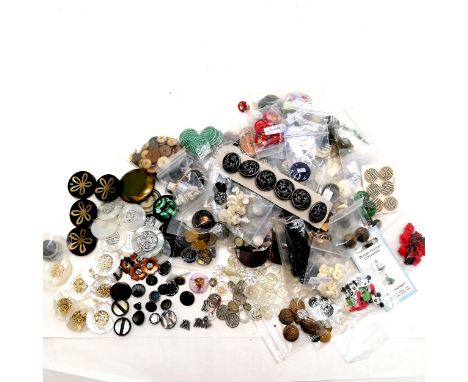 Qty of mostly vintage &amp; some antique buttons inc Beatrix Potter, Disney etc 