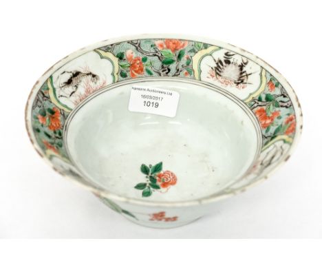 A Chinese 'famille verte' bowl, Kangxi (cracked) 