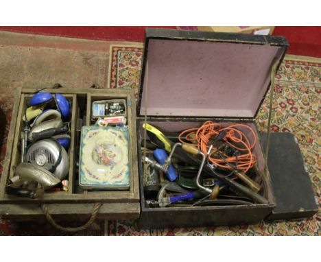 A good collection of assorted car spares and tools to include joiners examples.