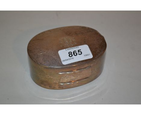 London silver snuff box of plain oval form