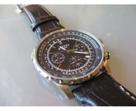 Rotary quartz chronograph wristwatch