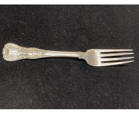 A hallmarked for Dublin 1824 silver fork, maker P.S, 101g 