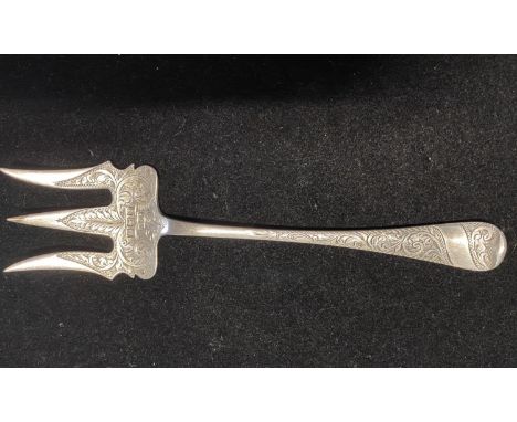 A hallmarked for Birmingham 1909 silver toasting fork, maker Joseph Closterc ltd, 28g 