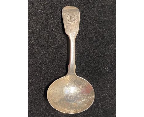 A hallmarked for London 1834 caddy spoon, maker II.HI.CL, 11g 