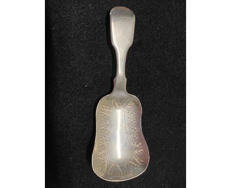 A hallmarked for London 1790 silver caddy spoon by Thomas Smily, 12g 