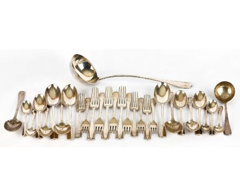 Part canteen of rat tail cutlery by the Goldsmiths & Silversmiths Co. Ltd, comprising, 6 table spoons, 6 table forks, 6 deser