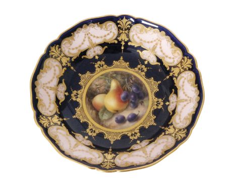 An early 20th Century Royal Worcester comport decorated by Richard Seabright, the central reserve with hand painted pears and