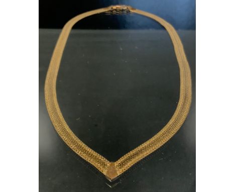 A 9ct gold flat snake chain necklace, 7,1g 