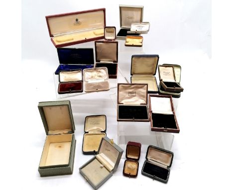 Small qty of antique jewellery boxes inc Mappin &amp; Webb, Fortnum &amp; Mason etc 