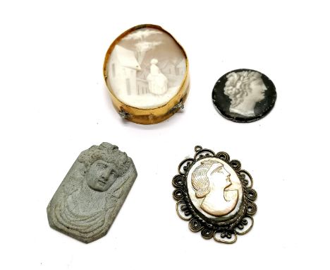 Antique Limoges loose portrait panel (2.2cm diameter) t/w 3 x antique cameos inc hand carved lava, mother of pearl &amp; hand