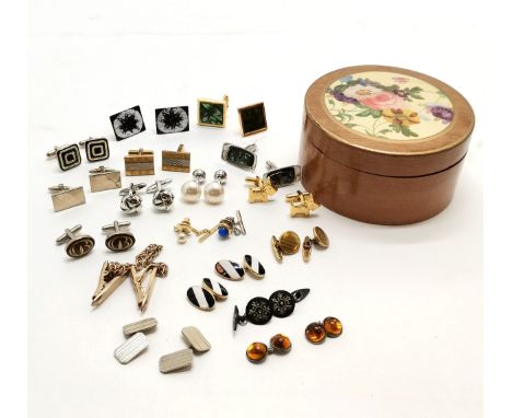 Qty of cufflinks inc Scottie dog, enamel, cloak clip etc in a circular wooden box - SOLD ON BEHALF OF THE NEW BREAST CANCER U