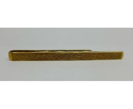 A 9ct gold tie clip, with box, 6.7g