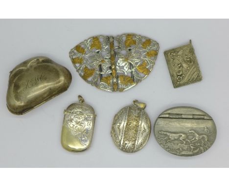 A vesta case, a snuff box a/f, a locket, etc.