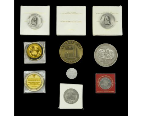 Miscellaneous, Miscellaneous World medallions relating to the Methodist Church, to include a Korean heavy base metal medallio