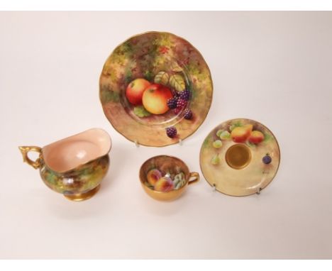 A collection of Royal Worcester wares with painted fruit decoration comprising a plate signed E Townsend, 16 cm diameter appr