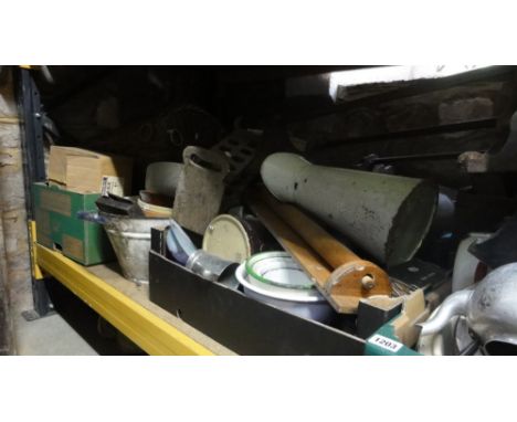 A large volume (3 metre run of) vintage effects cleared from a substantial outbuilding including Gladstone leather bag, trade