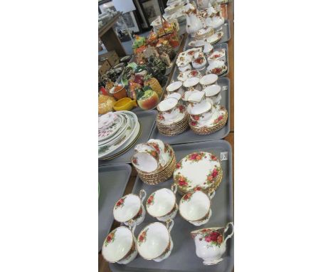 Four trays of Royal Albert English fine bone china 'Old Country Roses' design items to include; teapot, coffee pot, small bow