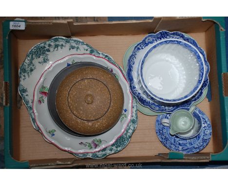 A quantity of china including Spode 'Italian' flower pot, fluted dish, trio, plates and small jug etc